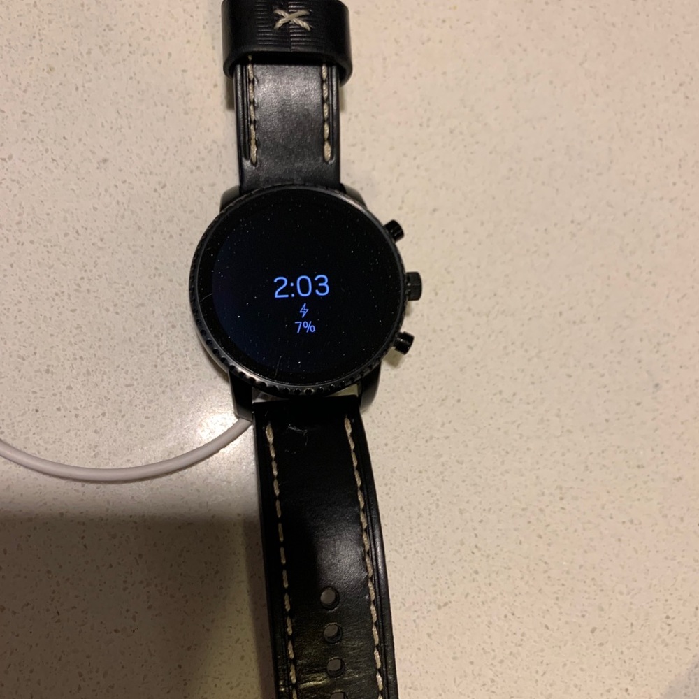 Fossil Gen 4 smart watch with charger. - Picture 2 of 7